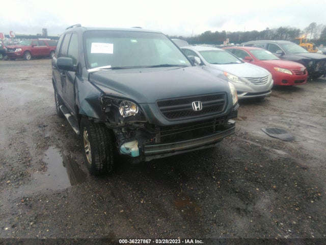 2004 HONDA PILOT EX VIN: 2HKYF18554H579602