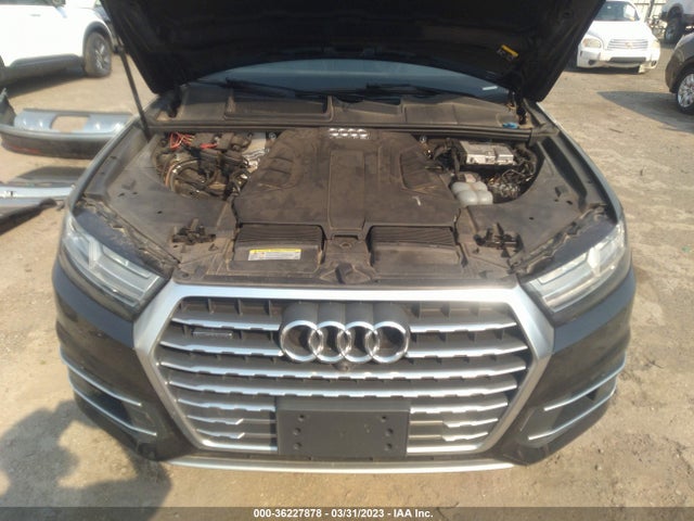 WA1LAAF73JD000678 Audi Q7 Premium Plus