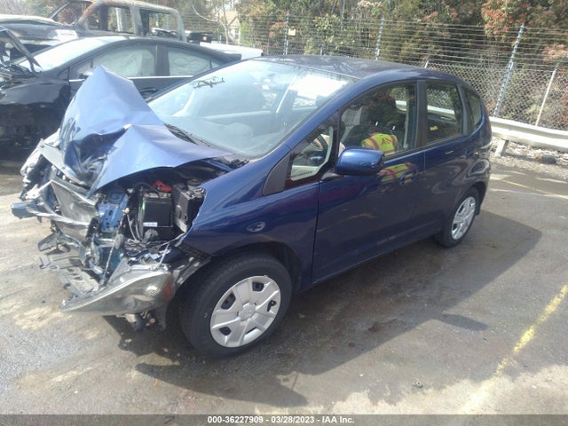 2013 HONDA FIT VIN: JHMGE8G31DC035387