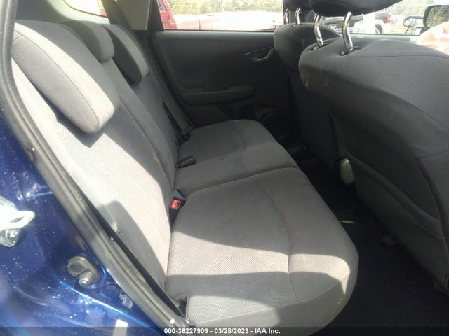2013 HONDA FIT VIN: JHMGE8G31DC035387