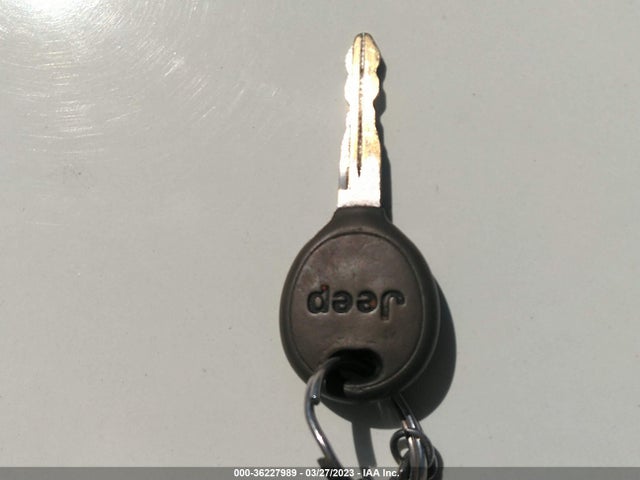 2004 Jeep Wrangler Sport მანქანა იყიდება აუქციონზე, vin: 1J4FA49S74P742132, აუქციონის ნომერი: 36227989