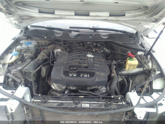 2015 Volkswagen Touareg, VIN: WVGEF9BP1FD002906