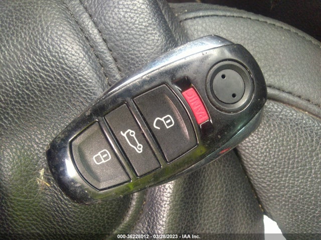 2015 Volkswagen Touareg, VIN: WVGEF9BP1FD002906