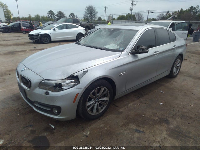 BMW 5 Series 528i Xdrive 2015 WBA5A7C52FG142804 Image 2