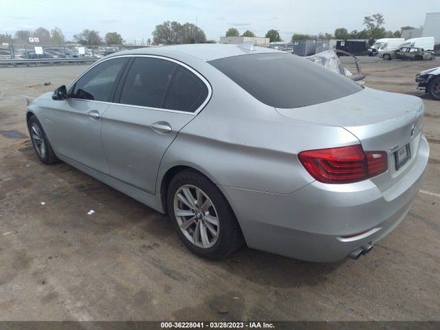 BMW 5 Series 528i Xdrive 2015 WBA5A7C52FG142804 Image 3