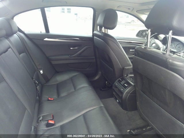 BMW 5 Series 528i Xdrive 2015 WBA5A7C52FG142804 Image 8