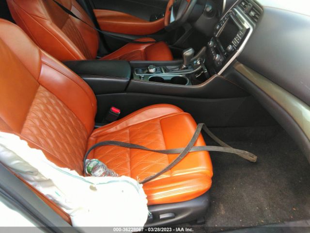 1N4AA6AV2KC368024 Nissan Maxima Platinum