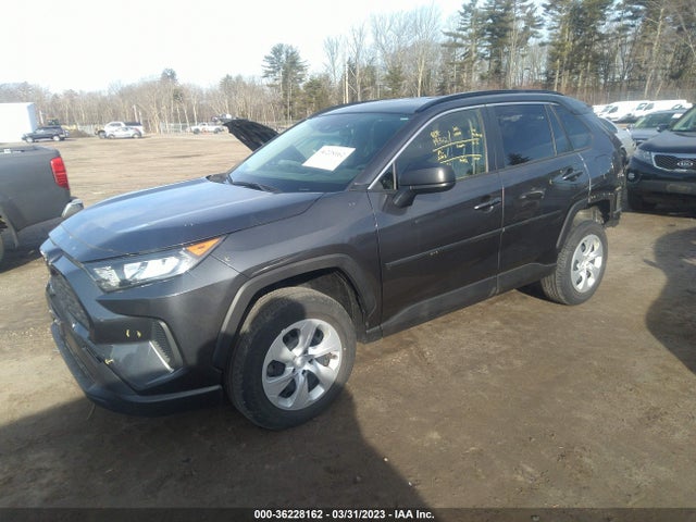 Toyota RAV4 LE 2020 JTMF1RFV1LD531039 Image 2