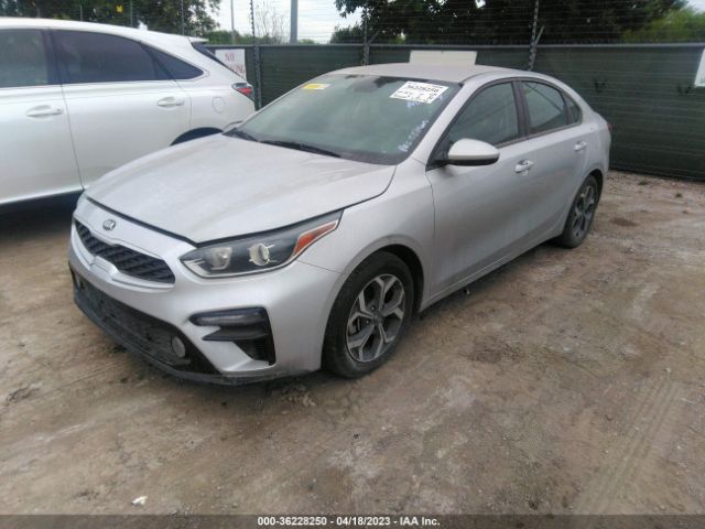 3KPF24AD1ME267528 KIA Forte Lxs
