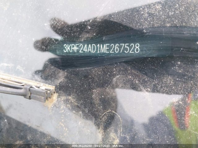 3KPF24AD1ME267528 KIA Forte Lxs