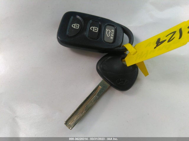 2012 HYUNDAI VELOSTER W/GRAY INT VIN: KMHTC6AD0CU028334