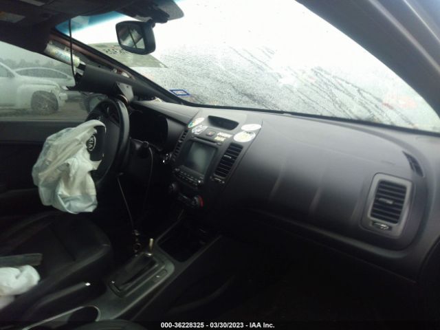 KNAFZ5A39G5626257 KIA Forte 5-door Sx