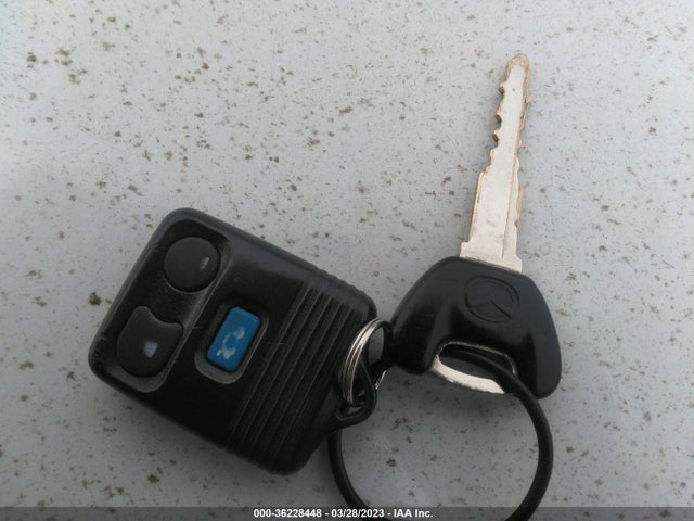 2001 MAZDA 626 LX/ES VIN: 1YVGF22C415237623