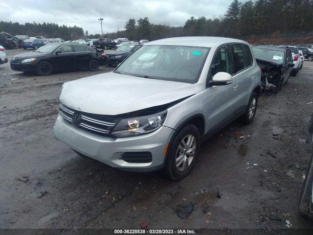 WVGBV3AX2EW617228 Volkswagen TIGUAN S