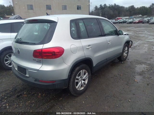 WVGBV3AX2EW617228 Volkswagen TIGUAN S