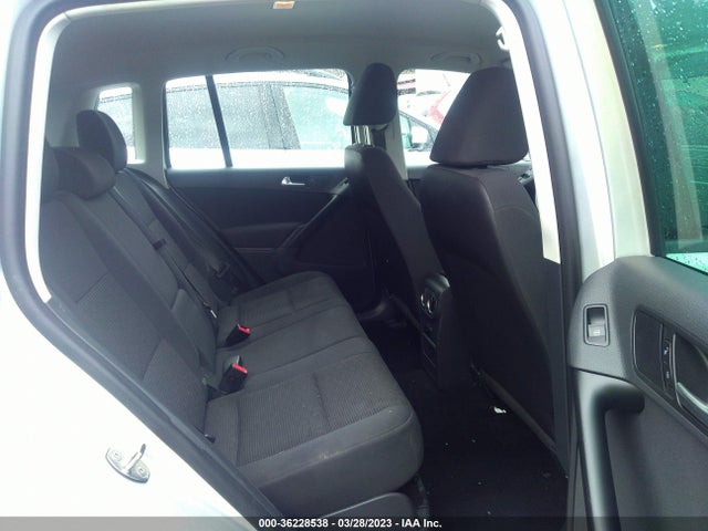WVGBV3AX2EW617228 Volkswagen TIGUAN S