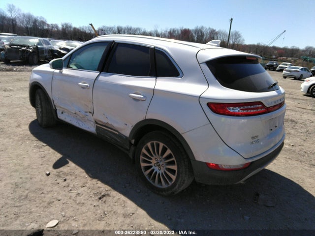 2015 Lincoln MKC, VIN: 5LMCJ2A95FUJ35181
