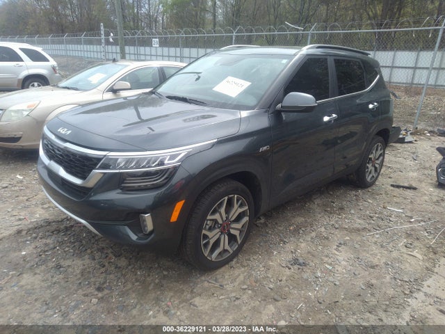2023 KIA SELTOS SX VIN: KNDETCA26P7354010
