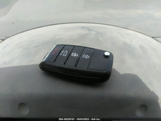 5XXGT4L32GG059319 KIA Optima Lx