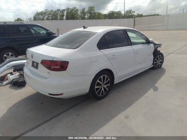 3VWDB7AJ8HM305196 Volkswagen Jetta 1.4t Se