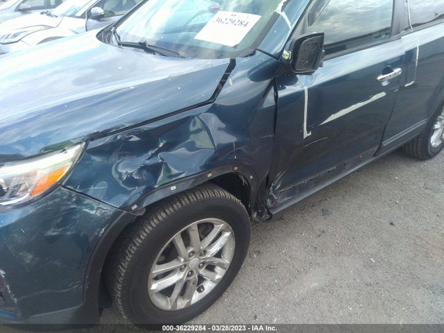2014 KIA SORENTO LX VIN: 5XYKT4A75EG481352