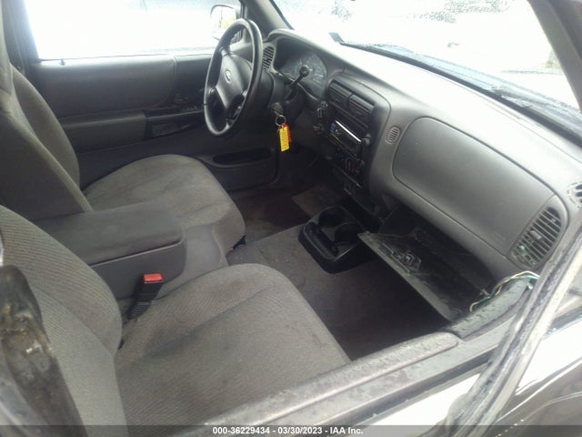2001 FORD RANGER XL VIN: 1FTZR15E71PA58641