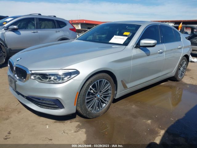 WBAJE5C30HG917075 BMW 5 Series 540i