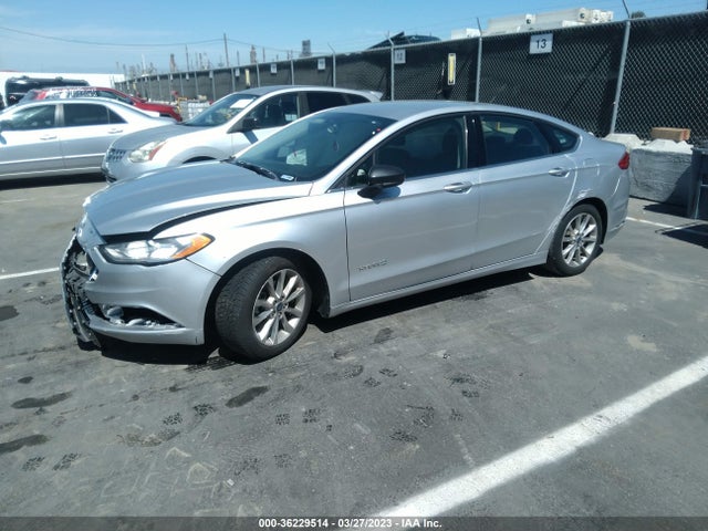 3FA6P0LU8HR202249 Ford Fusion Hybrid Se