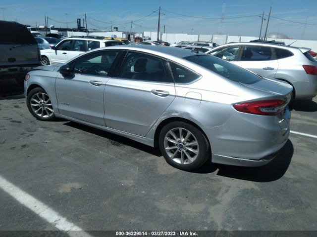 3FA6P0LU8HR202249 Ford Fusion Hybrid Se