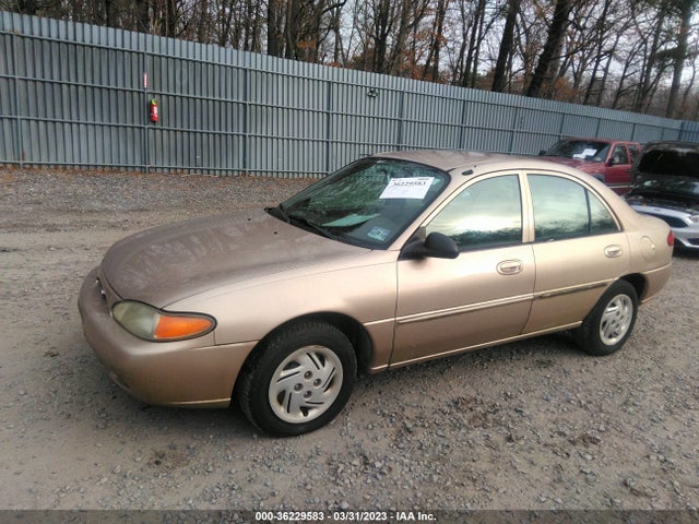 1999 FORD ESCORT SE VIN: 1FAFP13P7XW274362