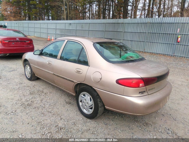 1999 FORD ESCORT SE VIN: 1FAFP13P7XW274362