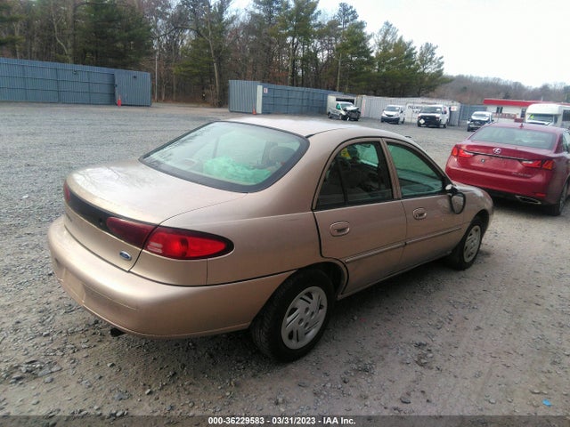 1999 FORD ESCORT SE VIN: 1FAFP13P7XW274362