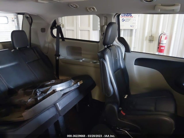 2C4RC1BG0FR571100 Chrysler Town & Country Touring