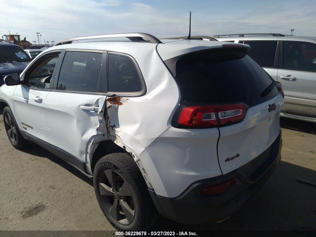 1C4PJMCS5GW357651 Jeep Cherokee 75th Anniversary