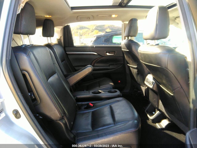 Toyota Highlander Limited 2014 5TDDKRFH0ES010447 Image 10
