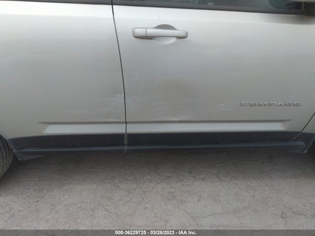 1C4NJDEB6ED616886 Jeep Compass Latitude