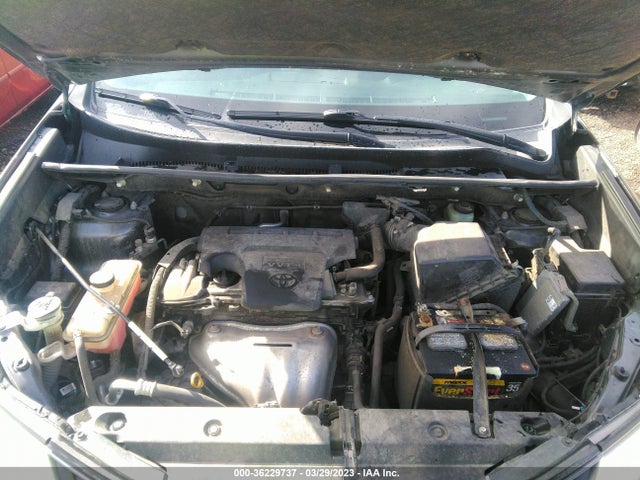 Toyota RAV4 LE 2014 JTMBFREV3EJ002570 Image 11