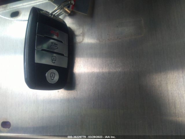 5XYPK4A50GG079779 KIA SORENTO SX