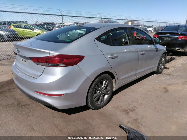 Hyundai ELANTRA SEL 2018 5NPD84LF0JH267788 Image 6