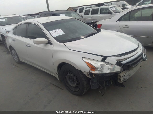 2015 1N4AL3AP7FN402124 main image