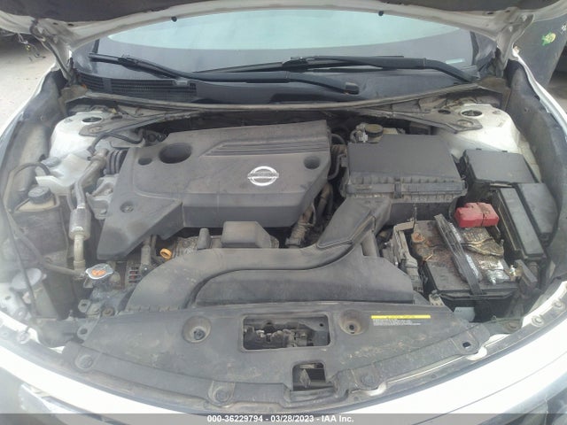 Nissan Altima 2.5 S 2015 1N4AL3AP7FN402124 Image 12