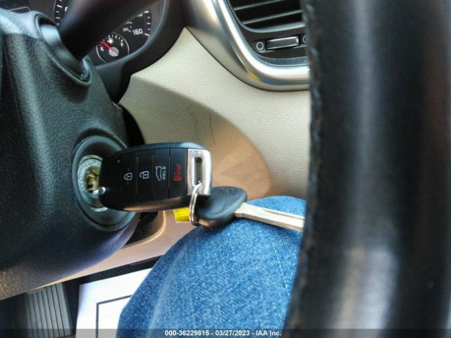 5XYPHDA57GG085867 KIA SORENTO EX