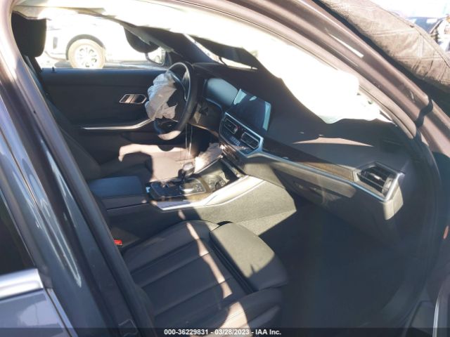 3MW5R1J05L8B38415 BMW 3 Series 330i