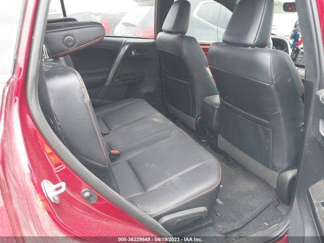 Toyota RAV4 SE 2018 2T3NFREV0JW502033 Image 8