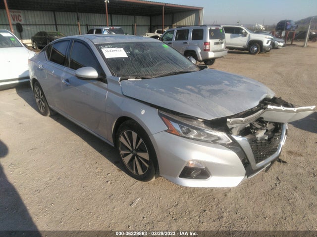 2019 1N4BL4DVXKC104080 main image