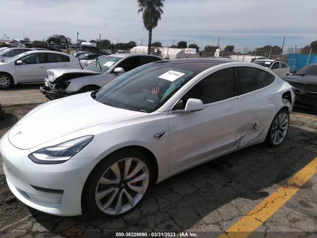 Tesla Model 3 Long Range 2018 5YJ3E1EB1JF081737 Image 2