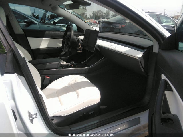 Tesla Model 3 Long Range 2018 5YJ3E1EB1JF081737 Image 6