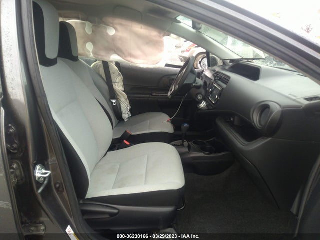 2015 Toyota Prius, VIN: JTDKDTB31F1092938