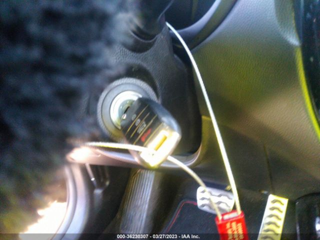 KNDJP3A56F7155115 KIA SOUL +