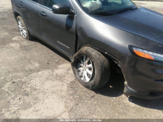 1C4PJMDB6HW518895 Jeep Cherokee Limited